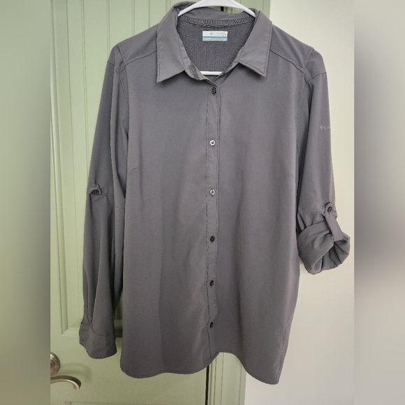 Womans LS button shirt - Picture 1 of 5